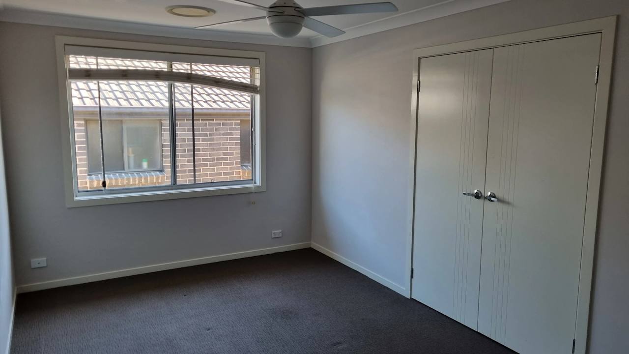 Unfurnished room with own bathroom