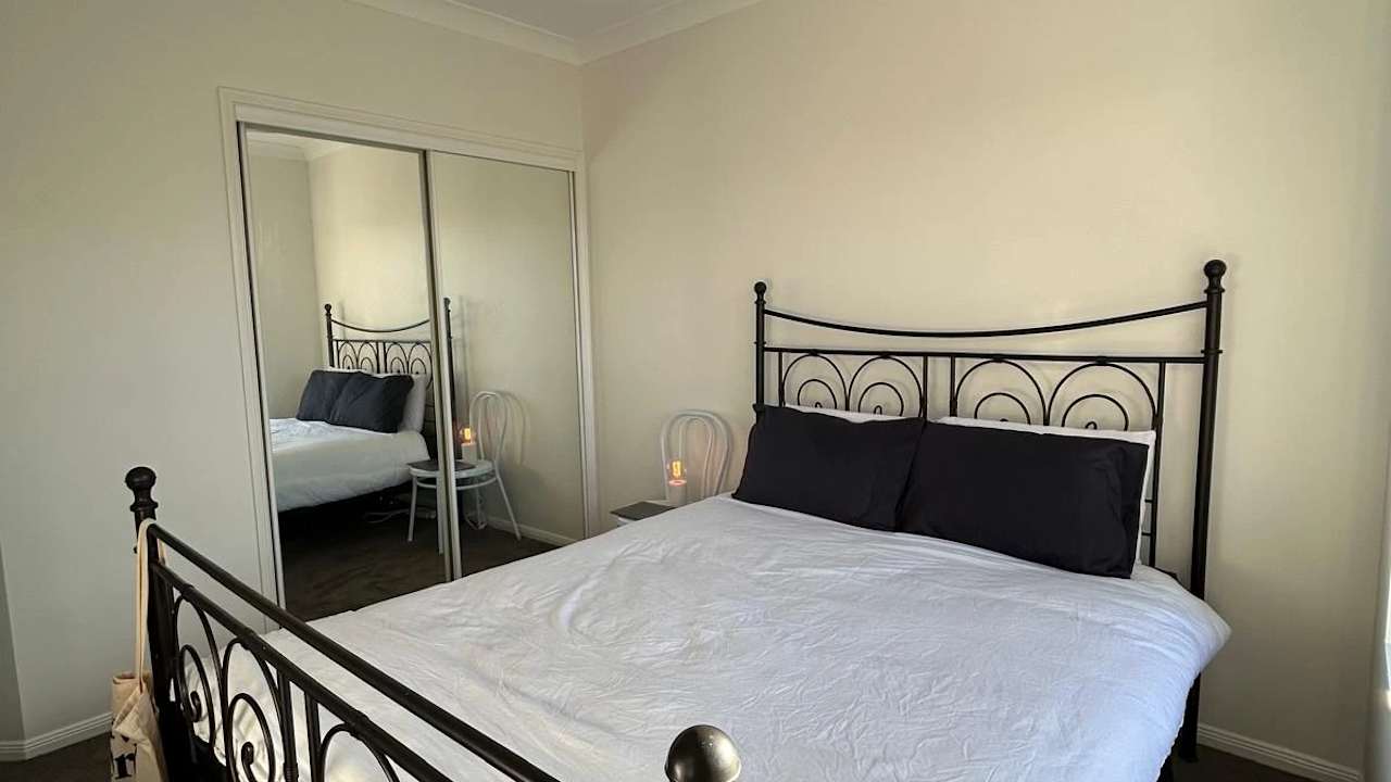 Furnished room with own bathroom