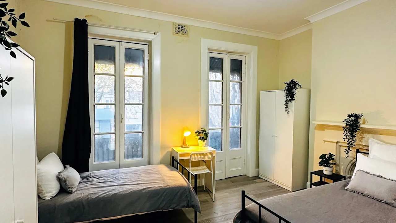 Furnished room in a share house