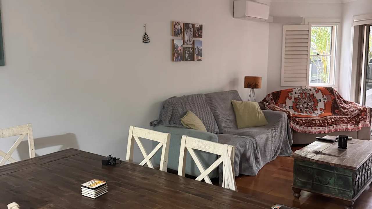 Furnished room with own bathroom