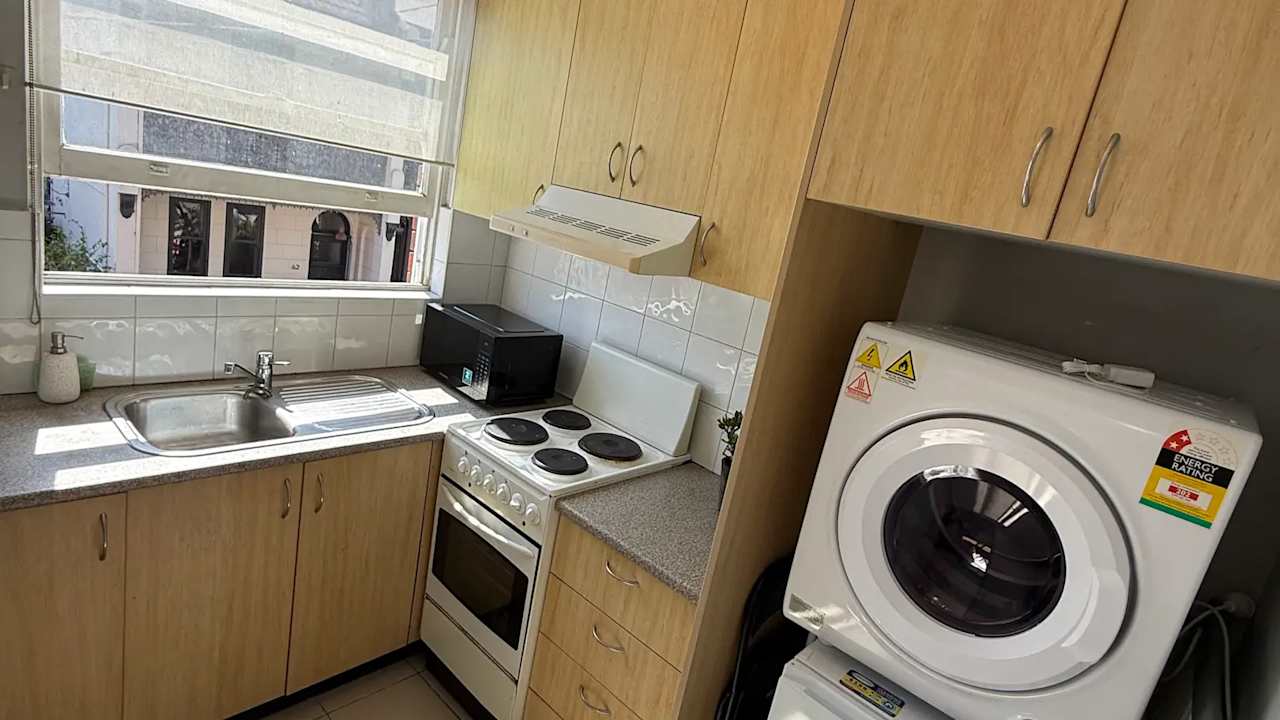 Furnished room studio flat for rent