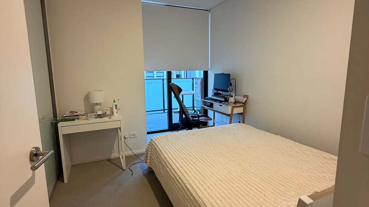 Furnished room with own bathroom