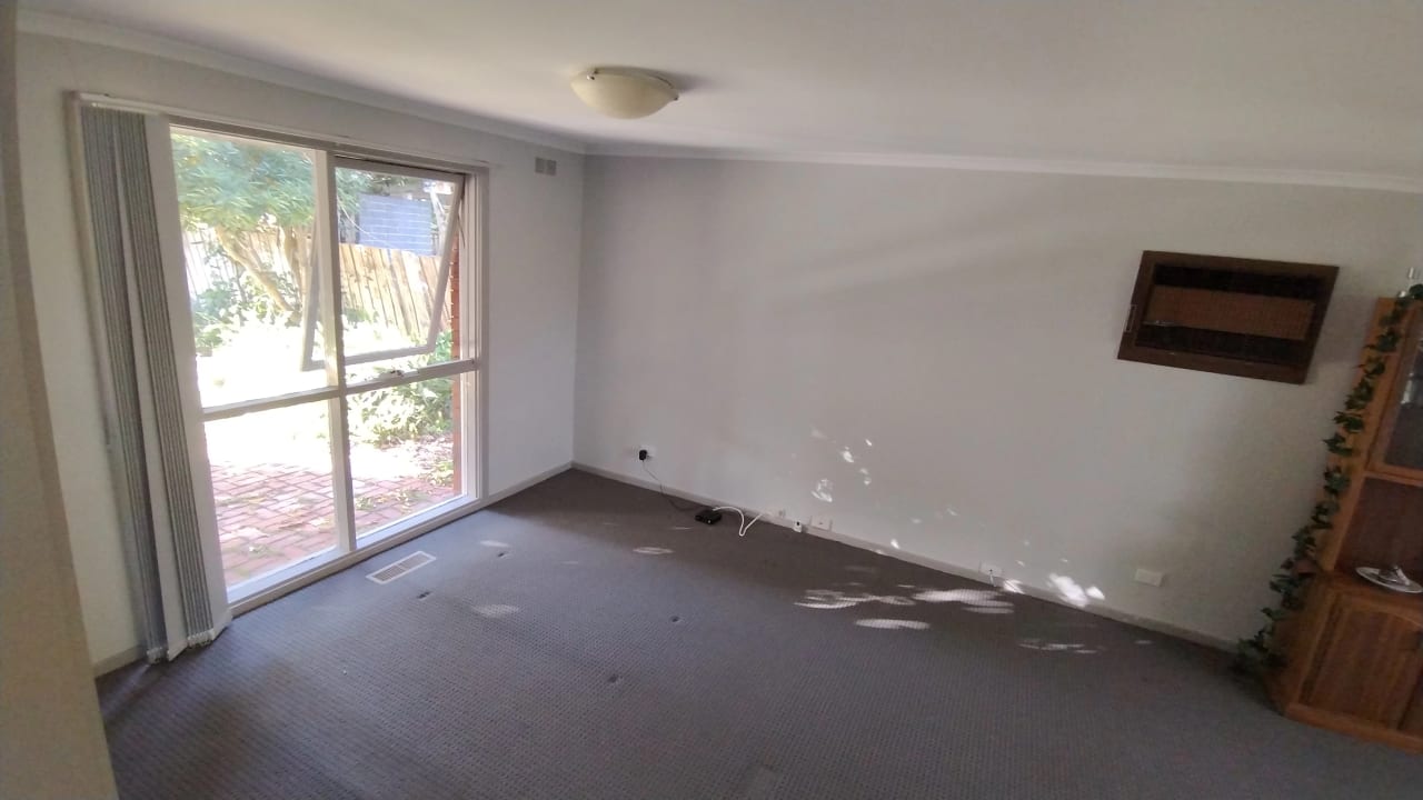 Unfurnished room in a share house