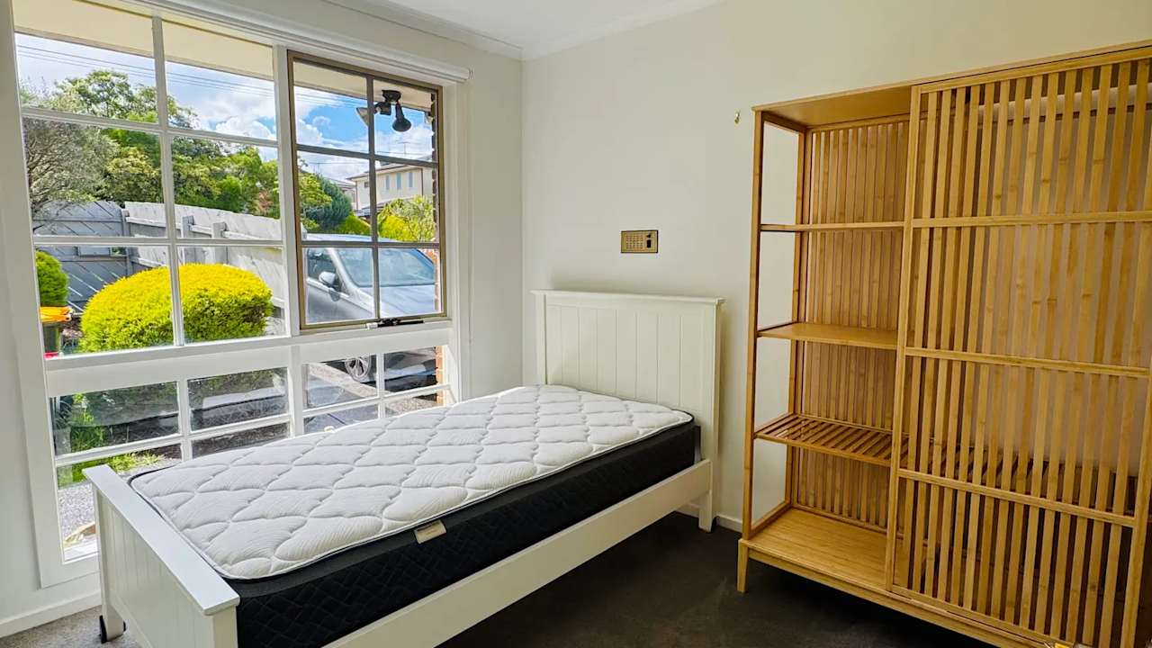 Furnished room in a share house