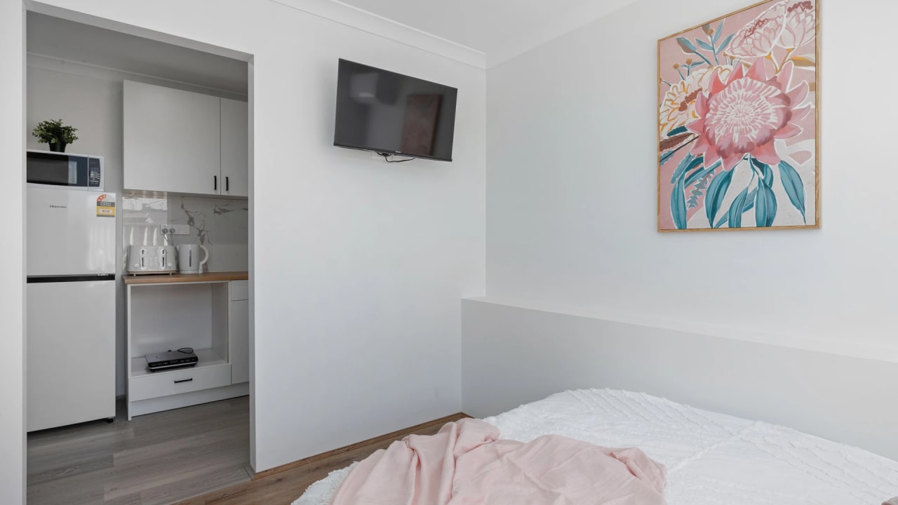 Furnished room with ensuite in a share house