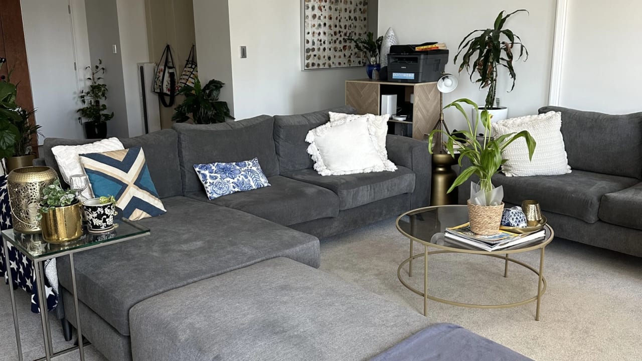 Furnished room with ensuite in a flatshare