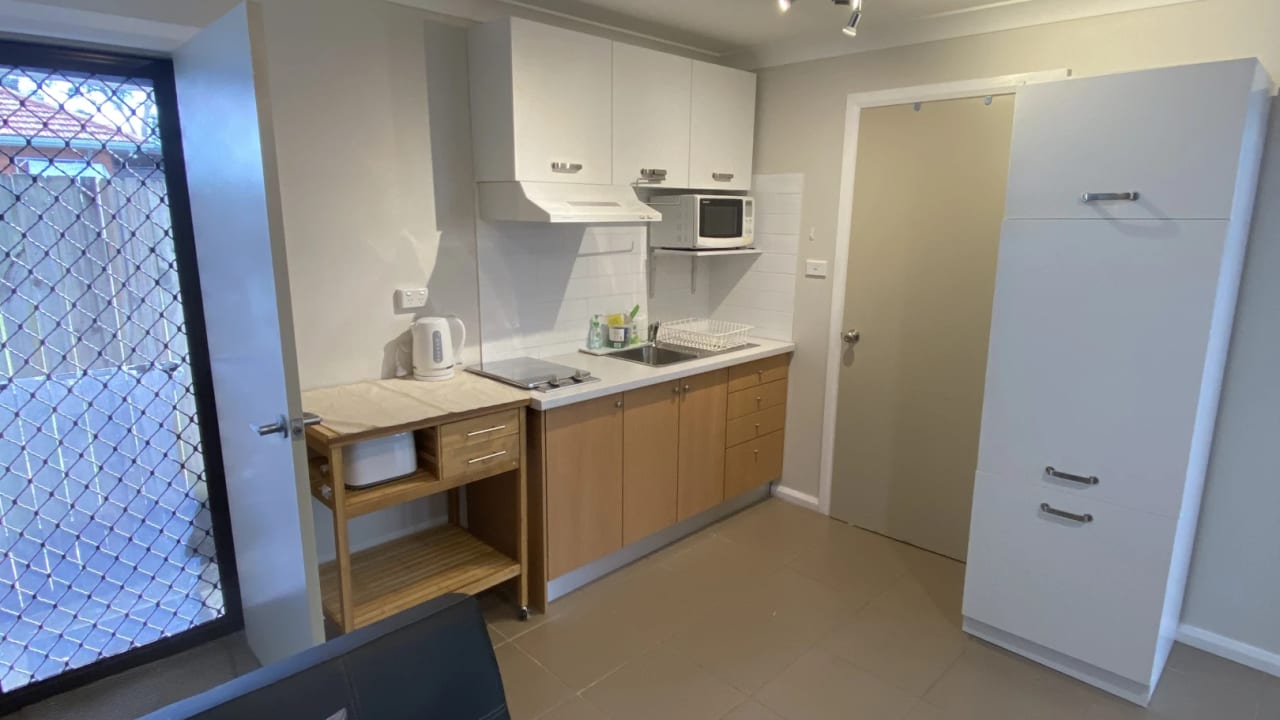 Furnished room granny flat for rent