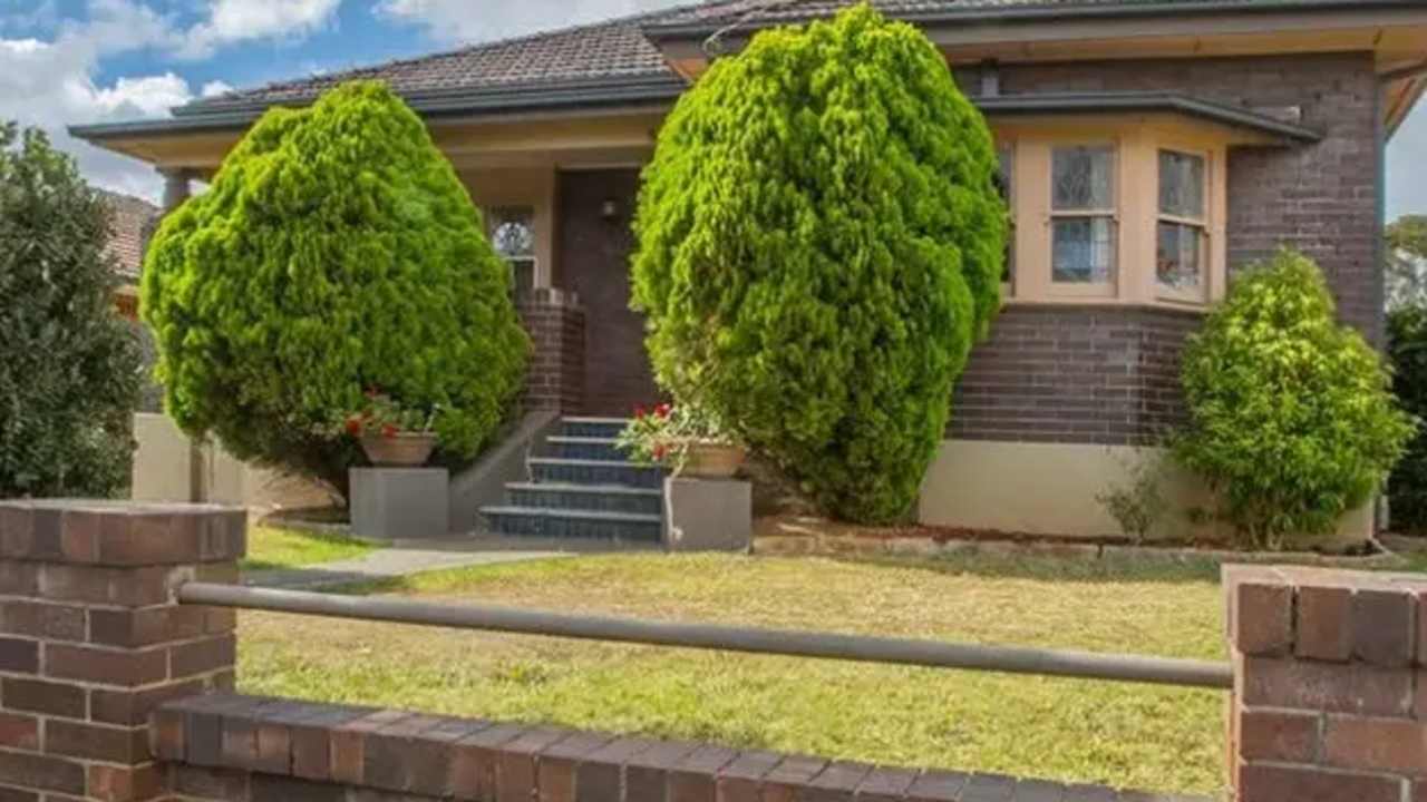 Room in a share house