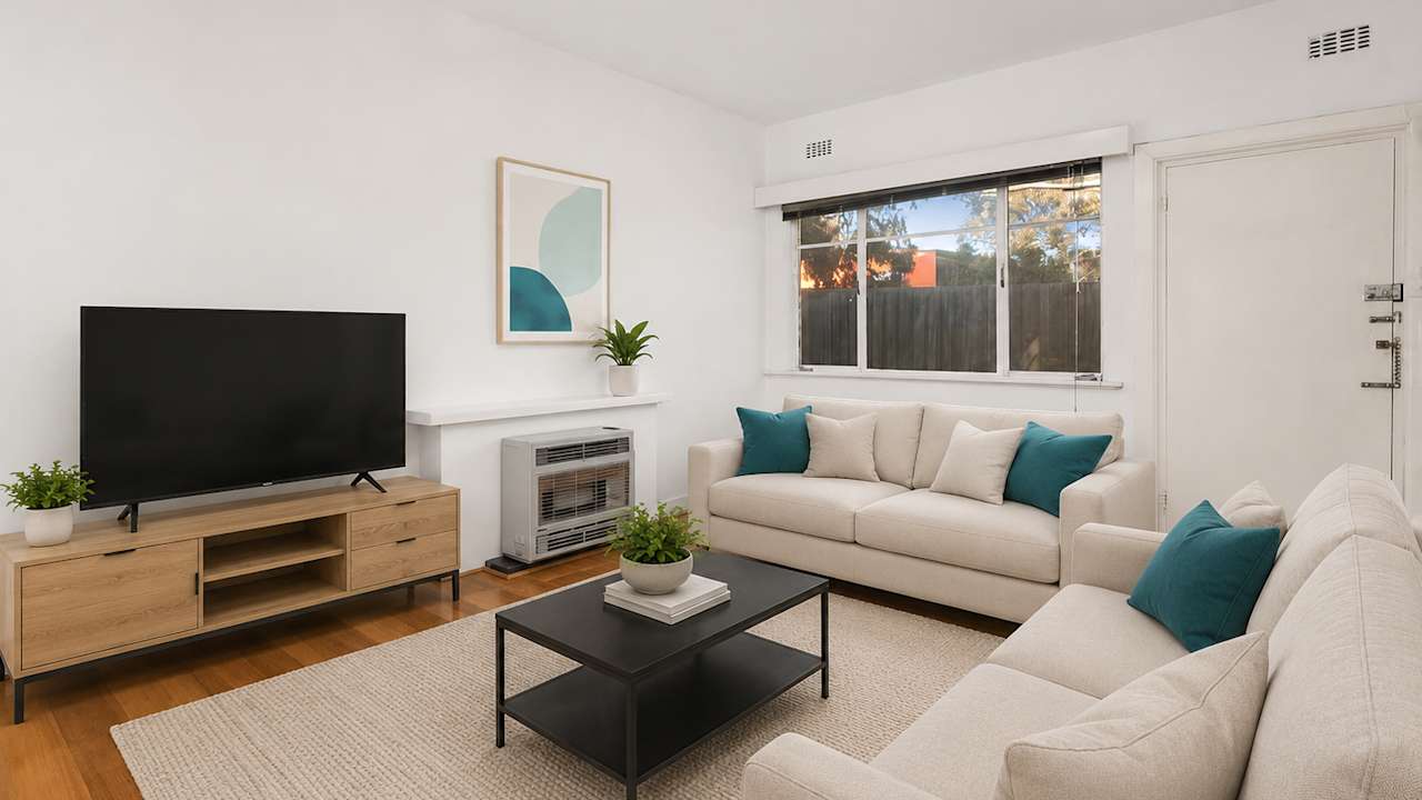 Furnished room in a share house