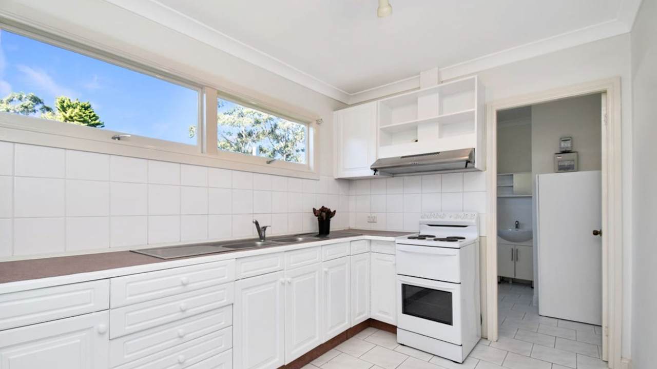 Furnished room granny flat for rent