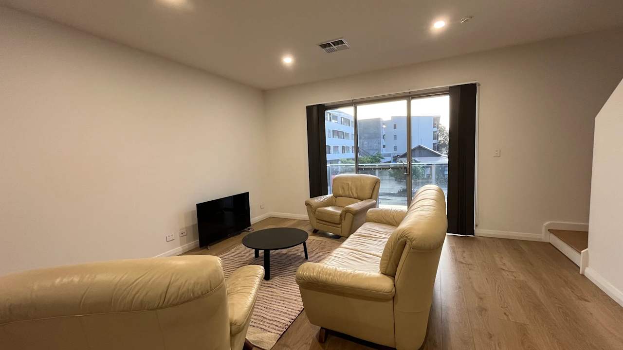 Furnished room with own bathroom