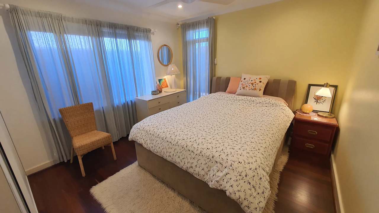 Whole property with 2 rooms for rent