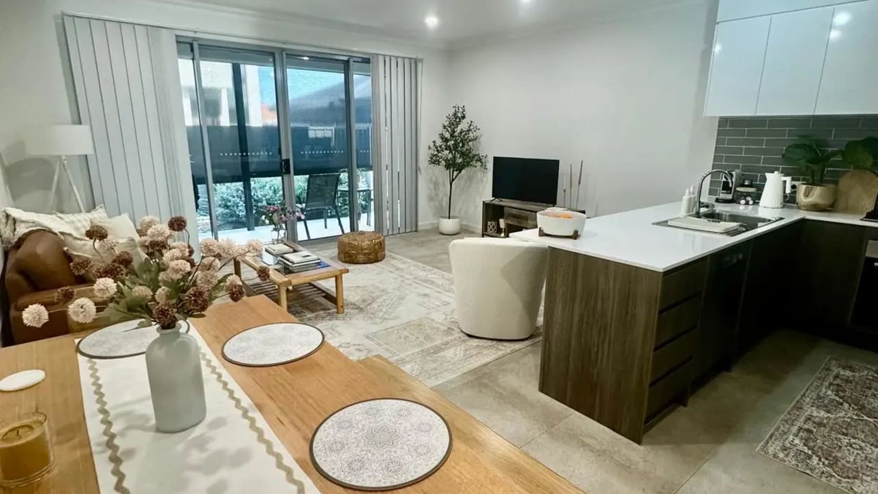 Furnished room with own bathroom