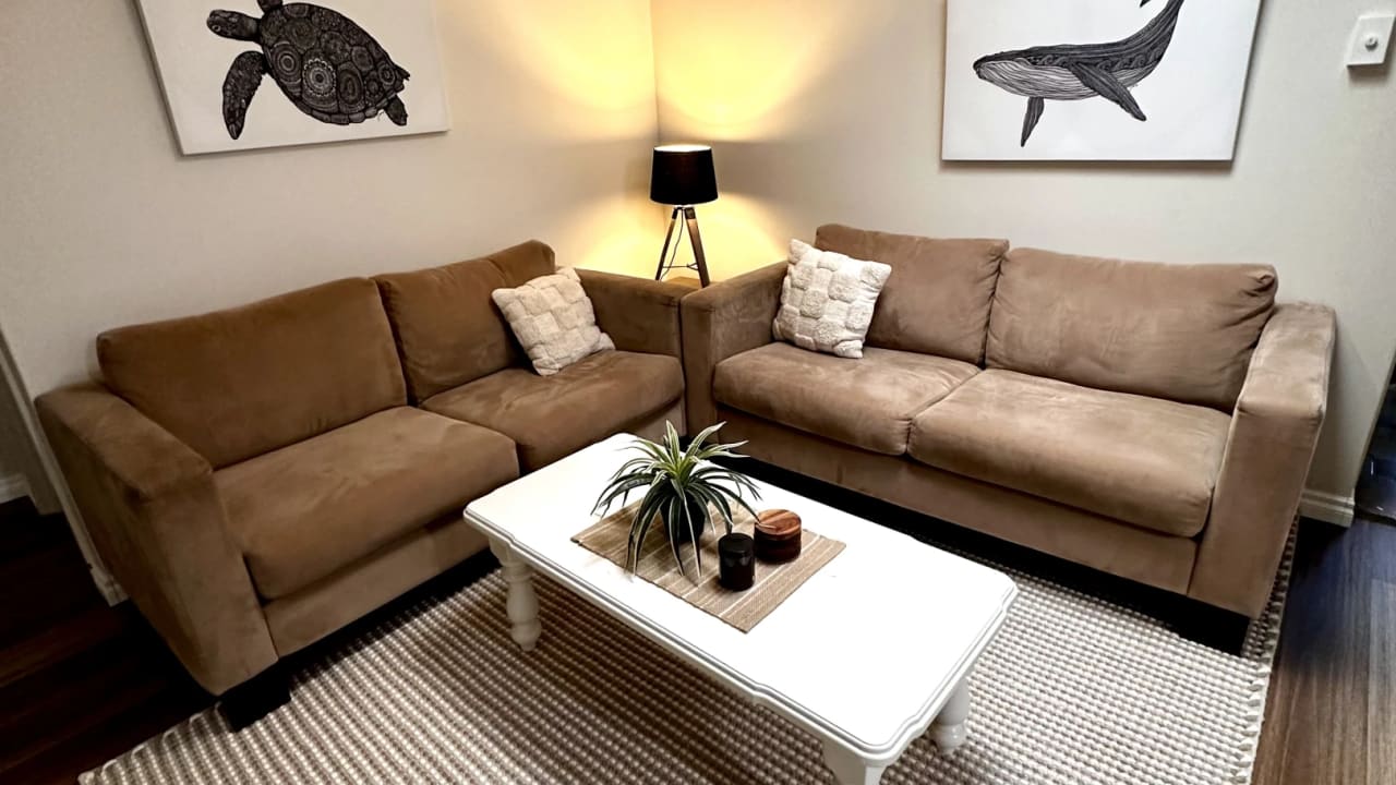 Furnished room in a share house