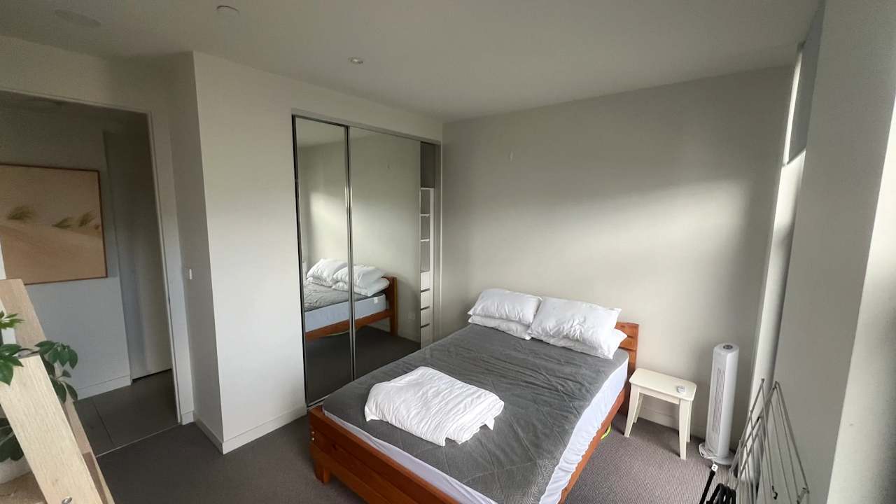 Furnished room with own bathroom