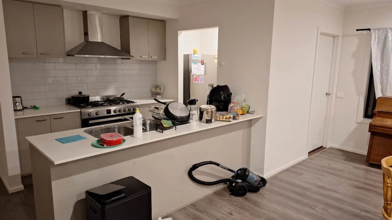 Unfurnished room in a share house