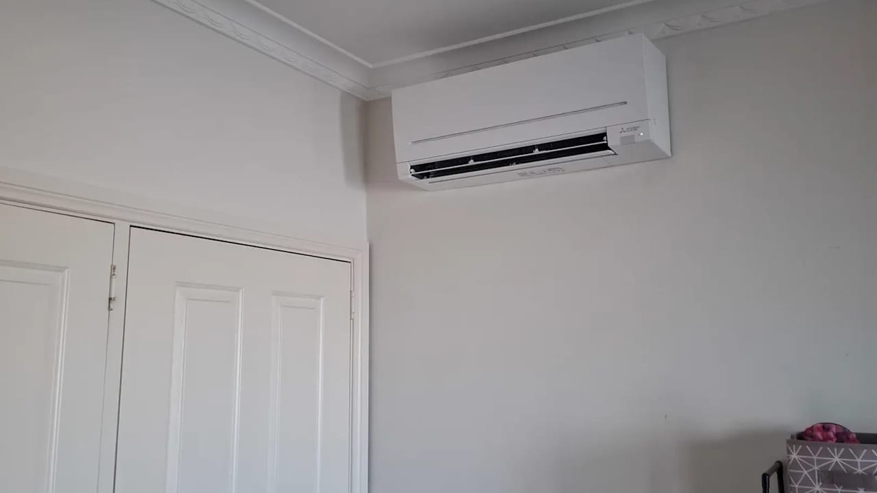 Unfurnished room with own bathroom