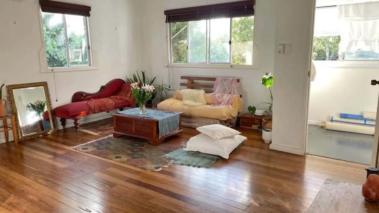 Unfurnished room in a share house