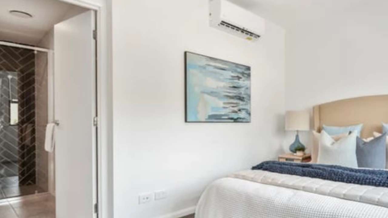 Room with ensuite in a flatshare