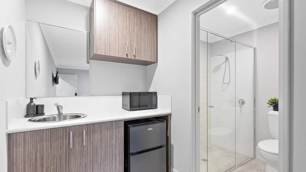 Furnished room with own bathroom