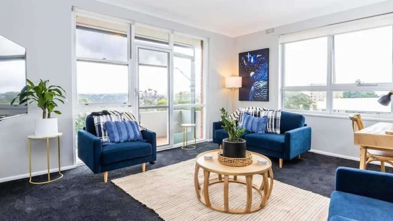 Whole property with 2 rooms for rent