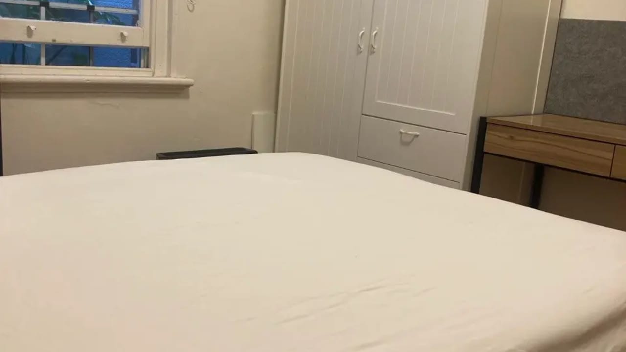 Unfurnished room in a share house