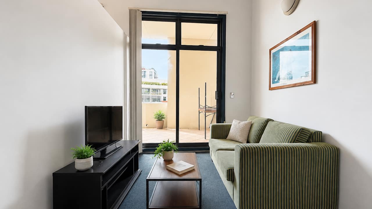 Whole property with 2 rooms for rent