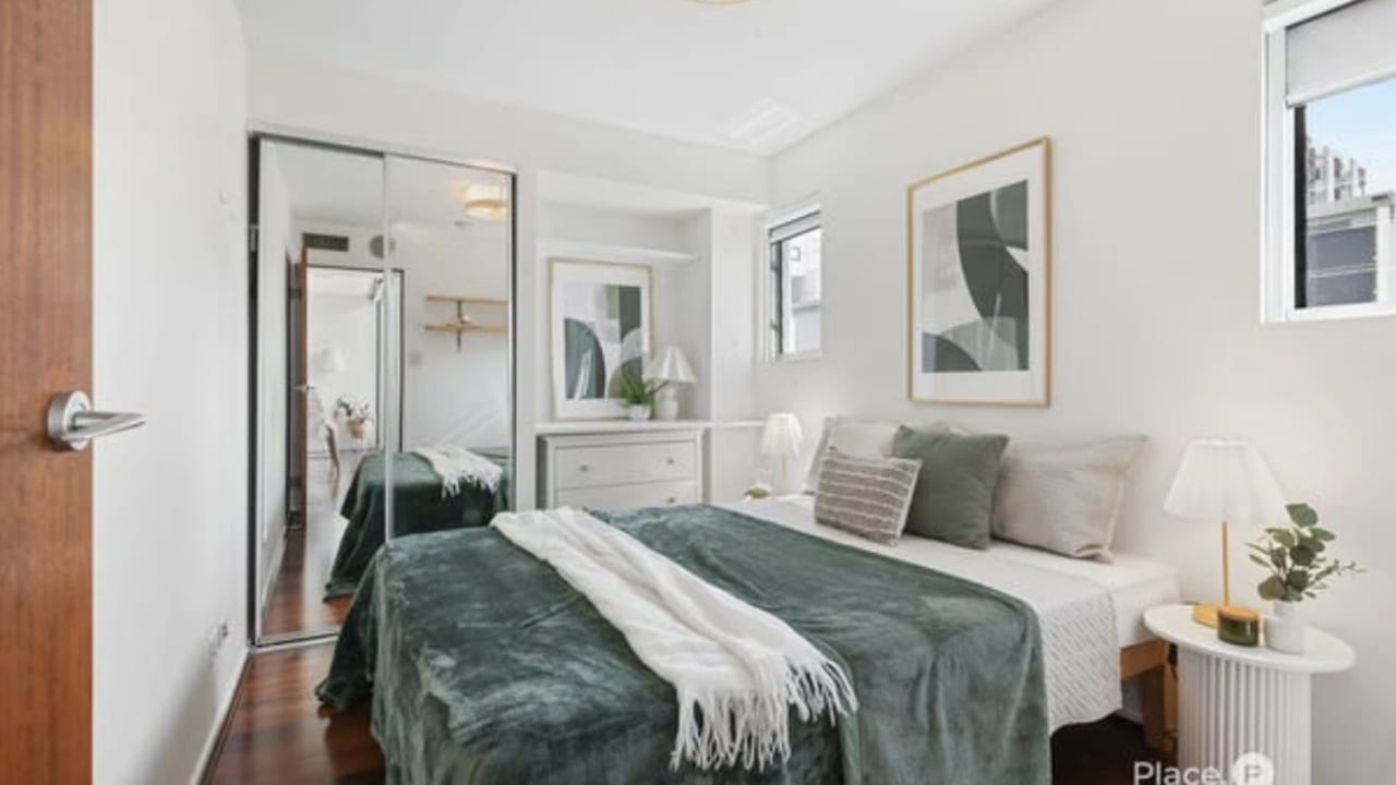 Unfurnished room with own bathroom