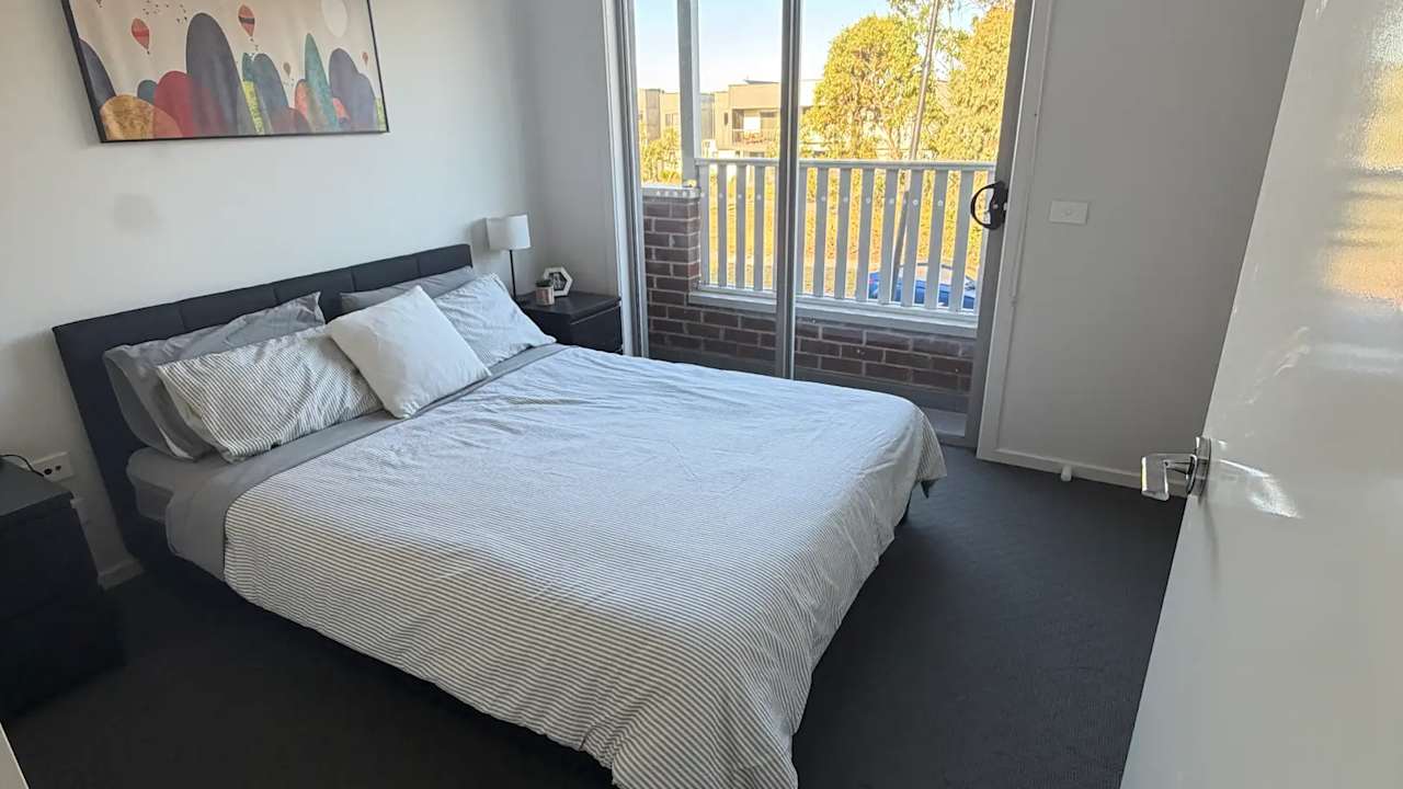 Furnished room with own bathroom