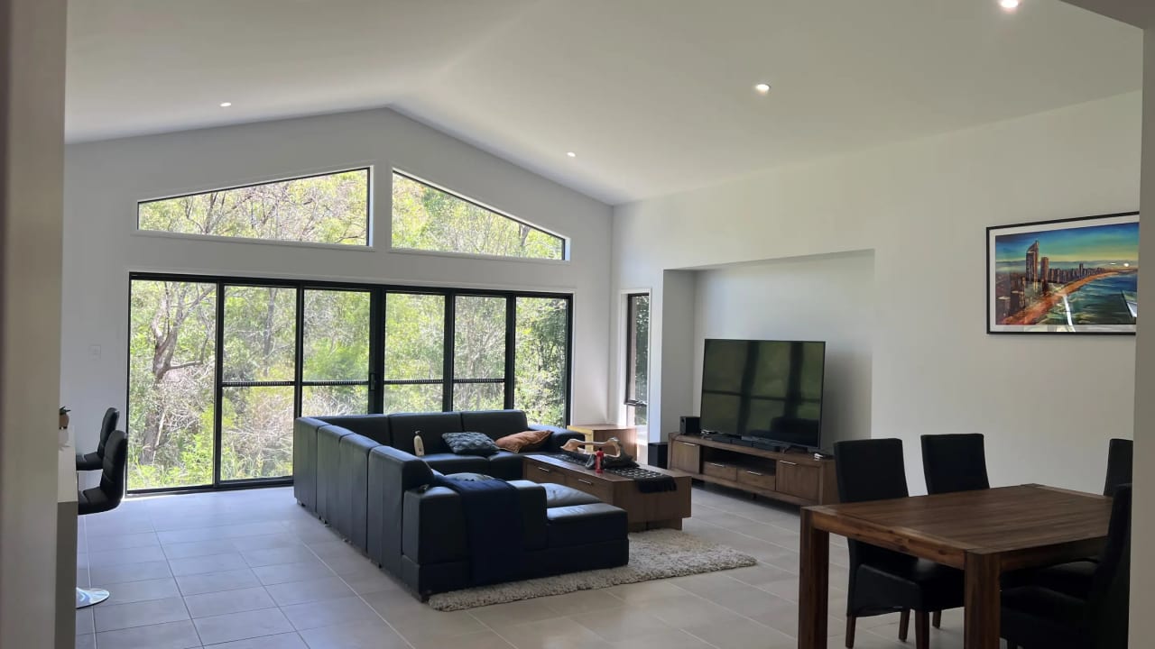 Room in a share house