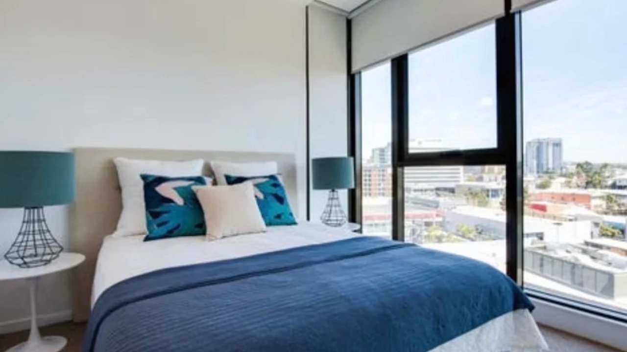 Unfurnished room with own bathroom