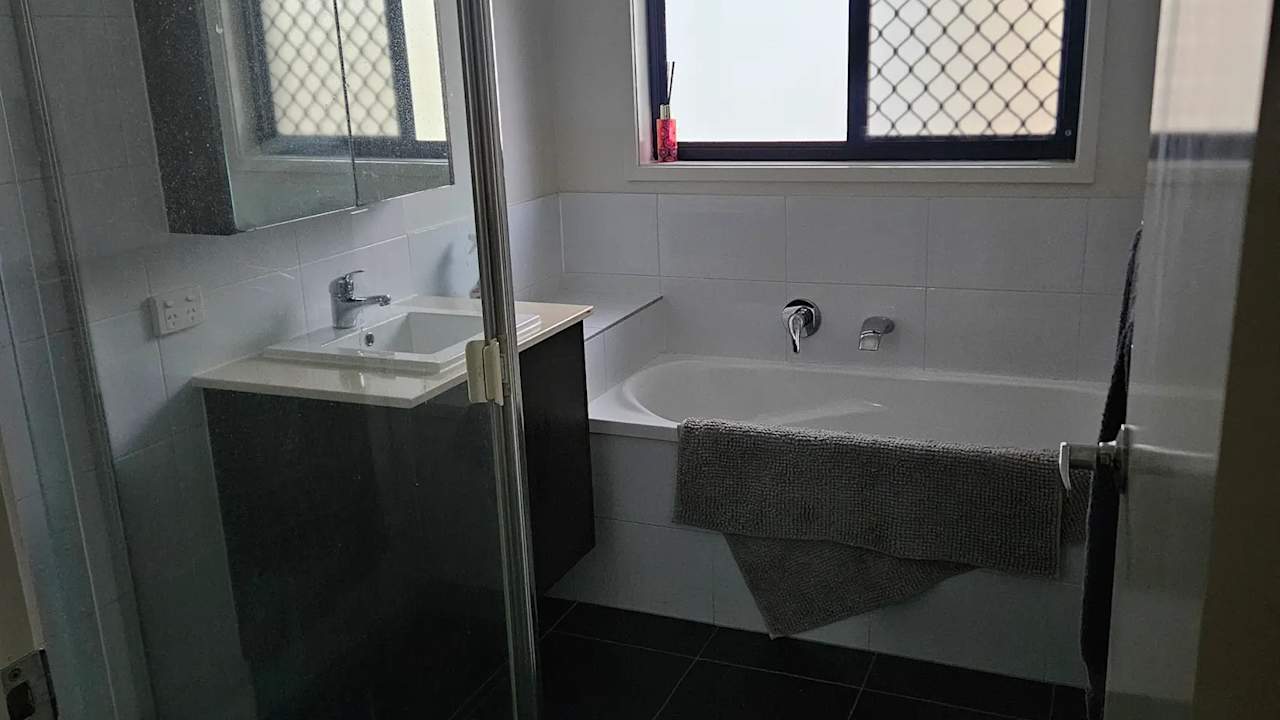 Unfurnished room with own bathroom