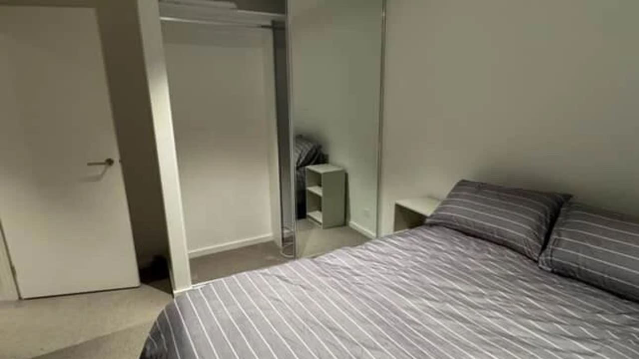 Furnished room with own bathroom