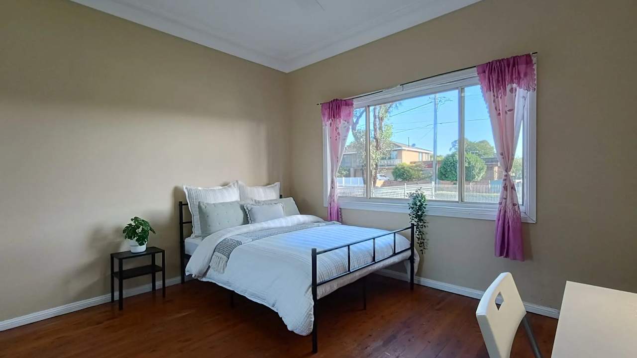 Furnished room in a flatshare