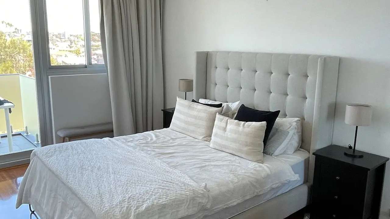 Whole property with 2 rooms for rent