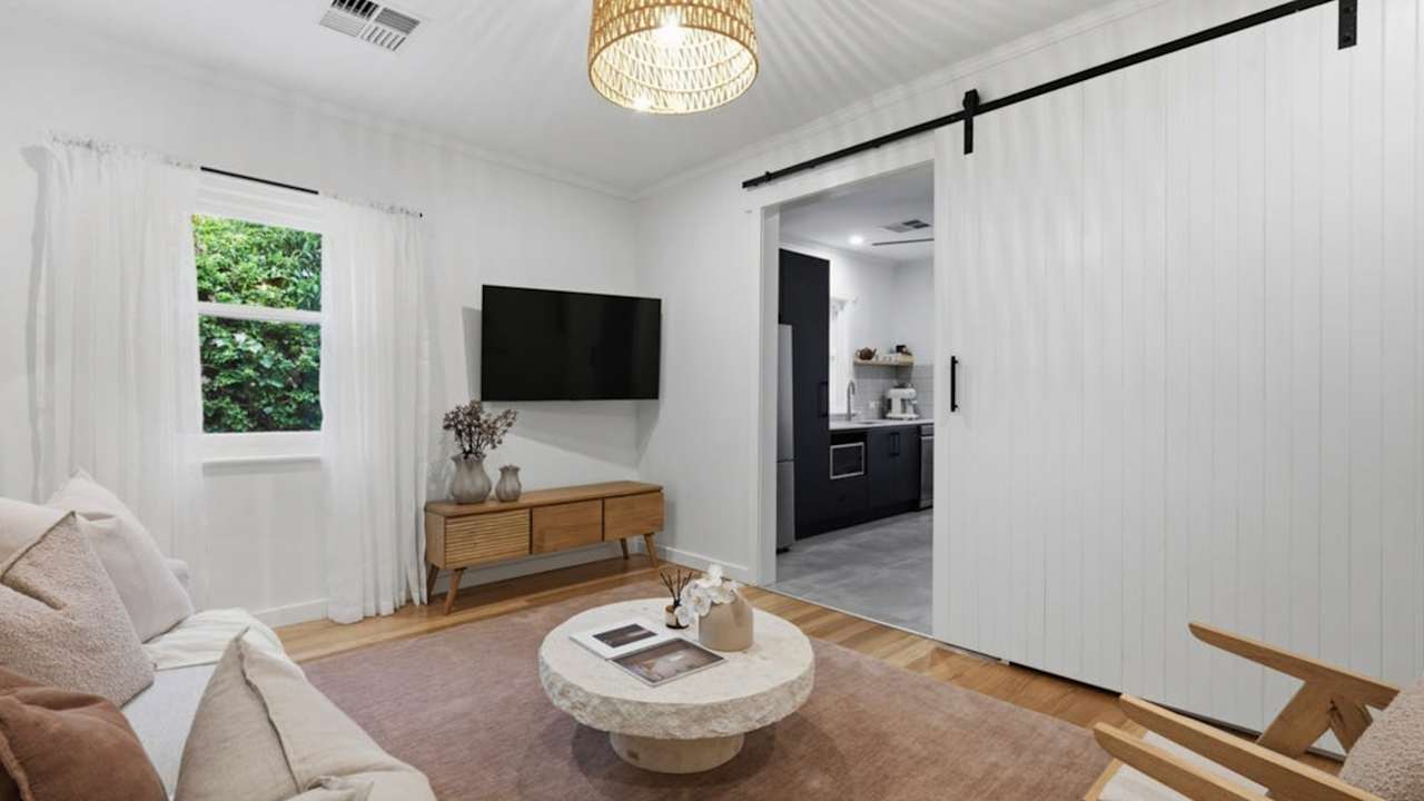 Unfurnished room in a share house