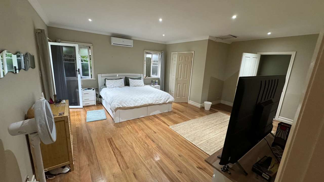 Furnished room with ensuite in a share house