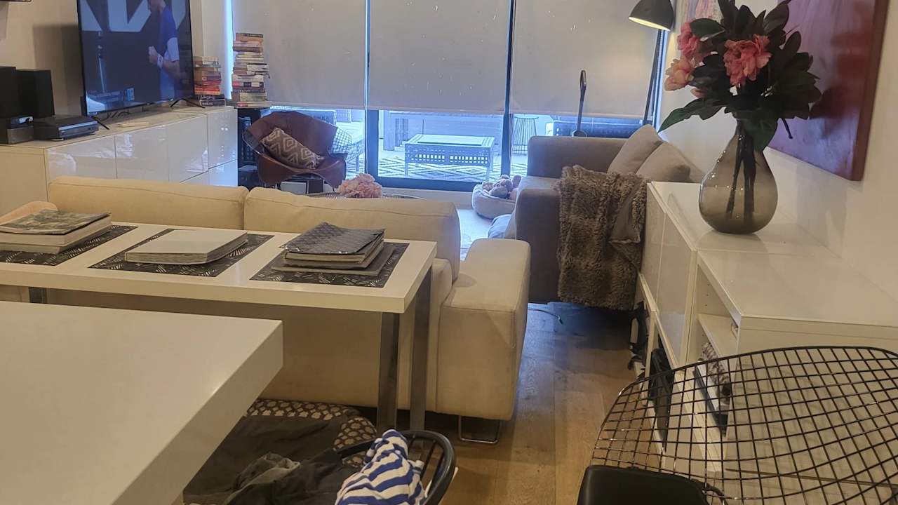 Furnished room with ensuite in a flatshare