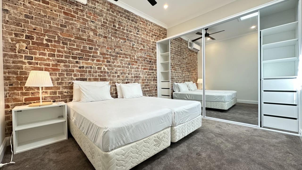 Furnished room in a share house