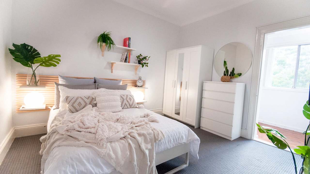 Furnished room studio flat for rent