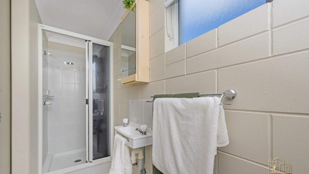 Furnished room with ensuite in a share house