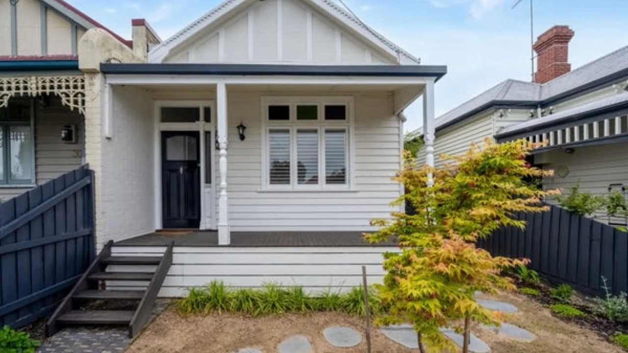 Unfurnished room in a share house