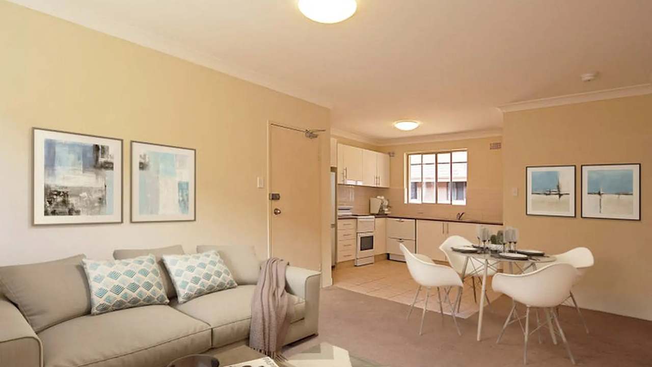 Whole property with 2 rooms for rent