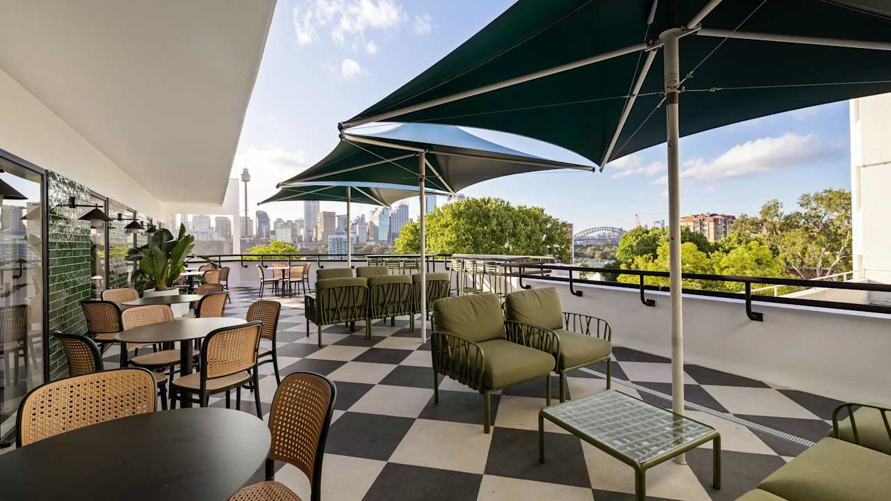 Furnished room studio flat for rent