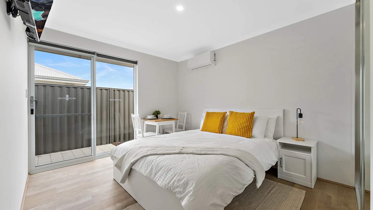 Furnished room with ensuite in a share house