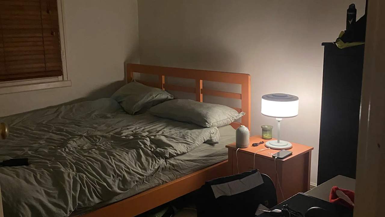 Unfurnished room in a share house