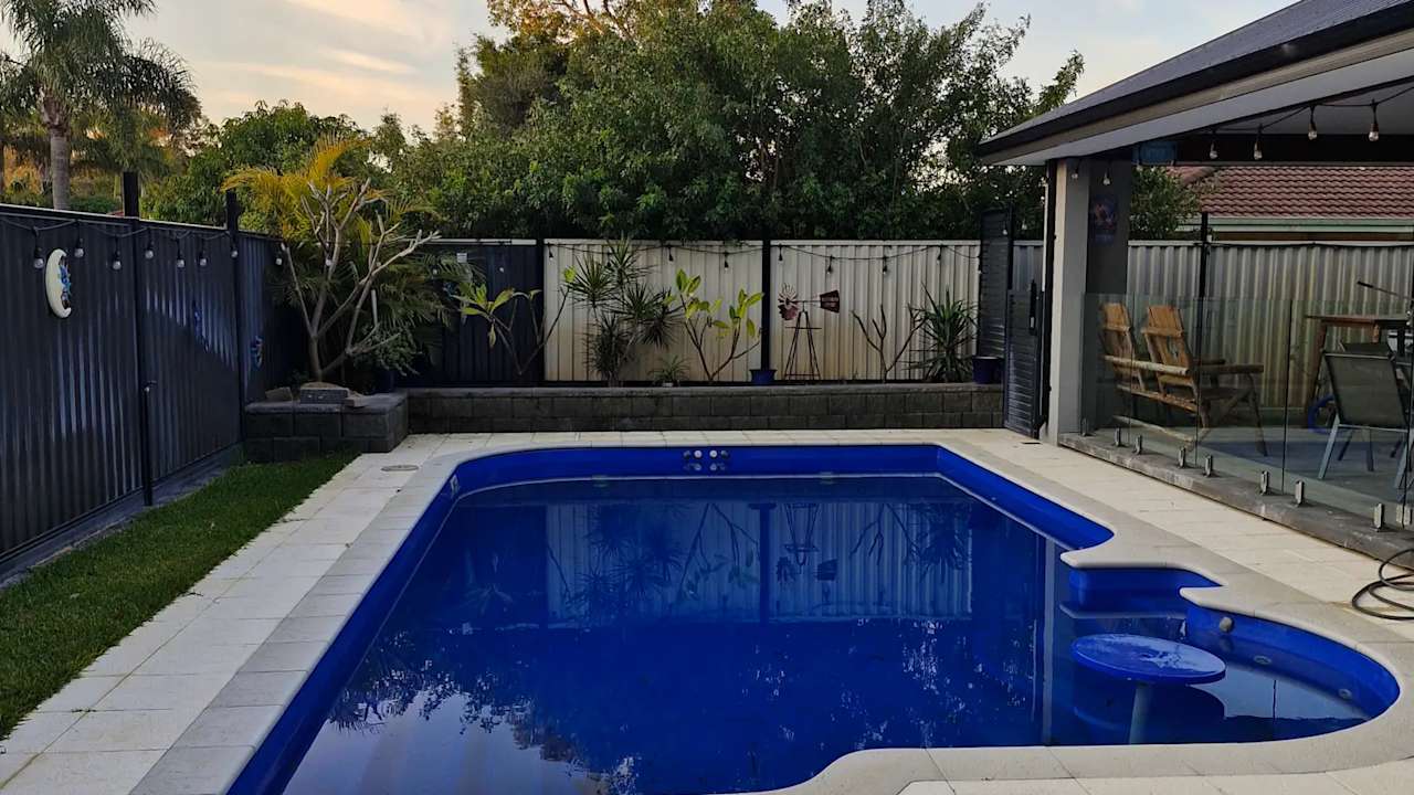 Room in a share house