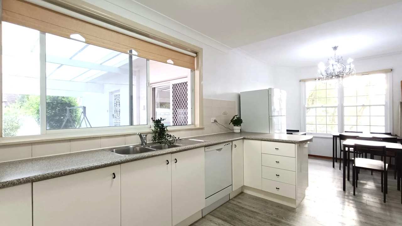 Furnished room in a share house