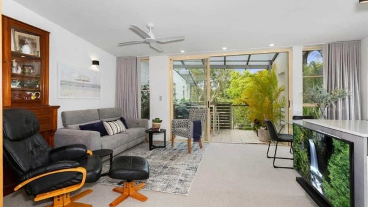 Unfurnished room with own bathroom