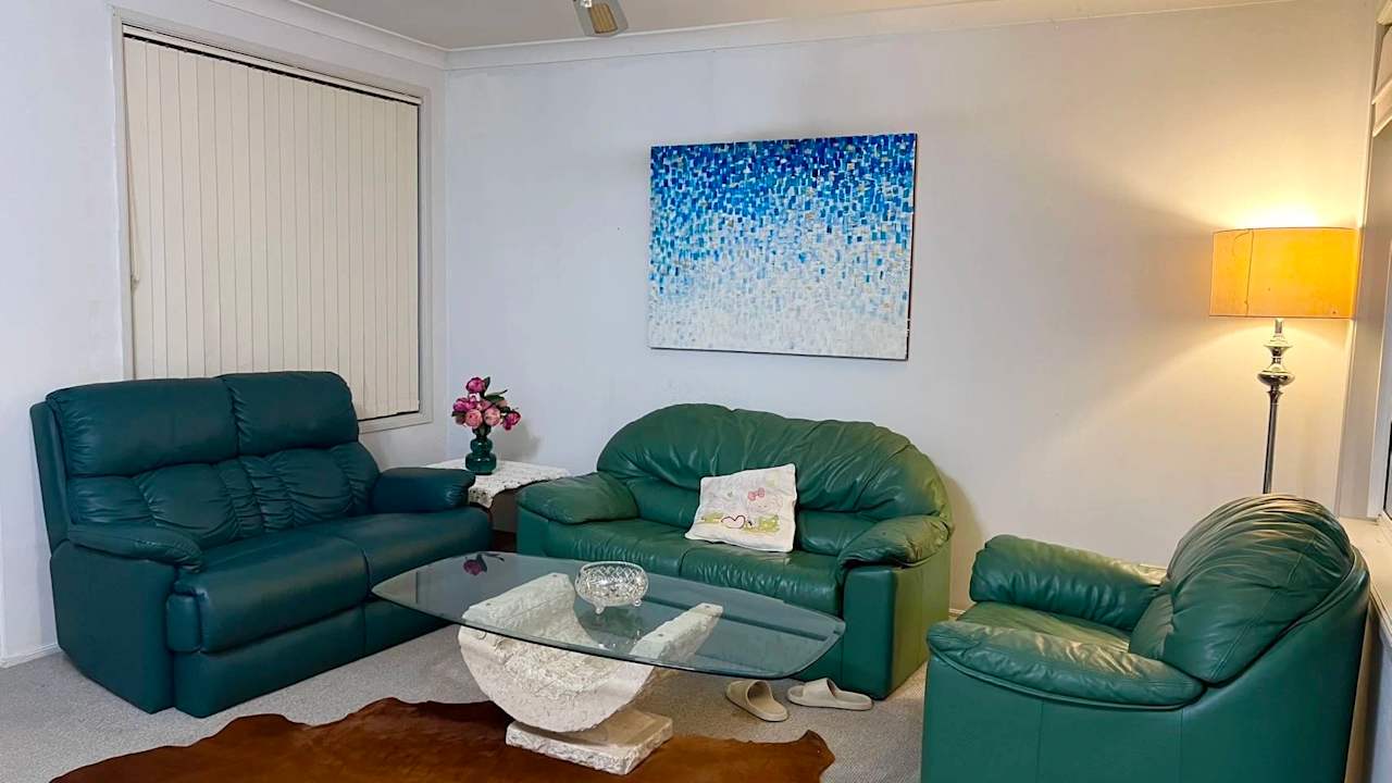 Whole property with 4 rooms for rent